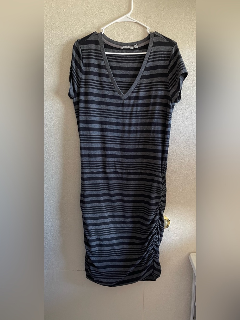 Athleta Rouched Topanga Dress Size XL Black Gray Stripes